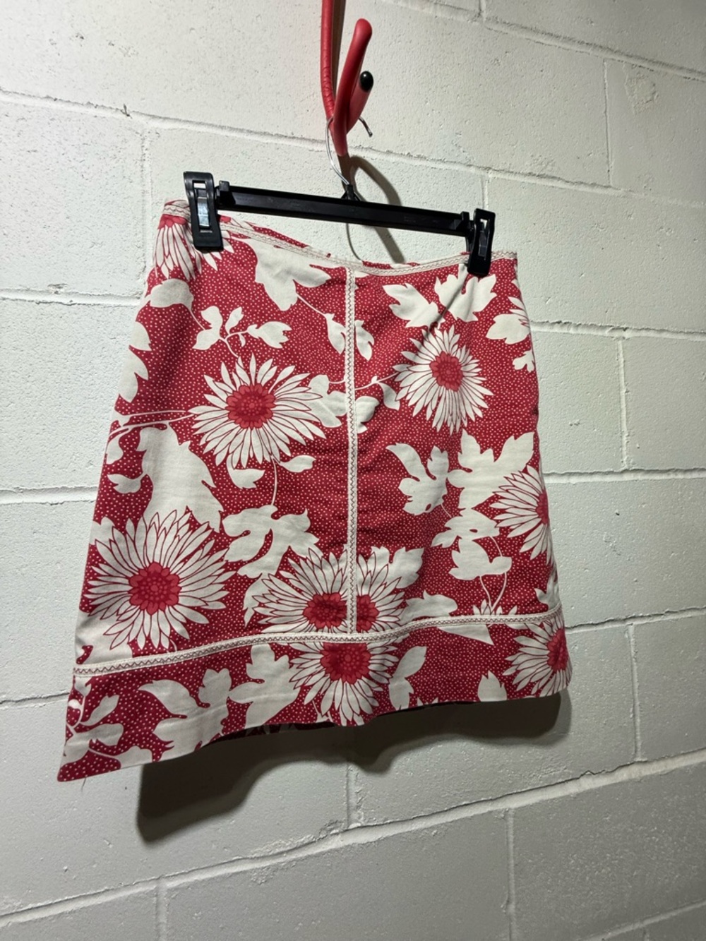 LOFT Red and White Floral Mini Skirt
